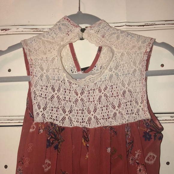 Dress - Picture 3 of 5